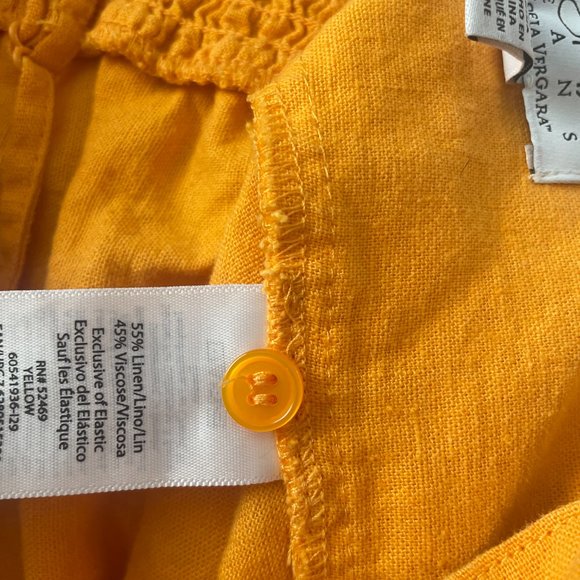 Bright Yellow Tanktop - Picture 4 of 4